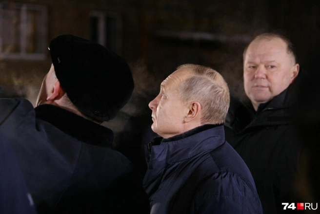 Затем в Магнитогорск прилетел президент России Владимир Путин | Источник: Вадим Архипов