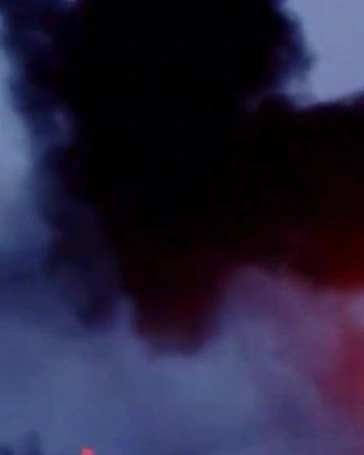 Горящая бмв е60. Рязань горит тц 5 молл. Литвин м5. Горящая бмв е60. Тц м5 молл рязань.