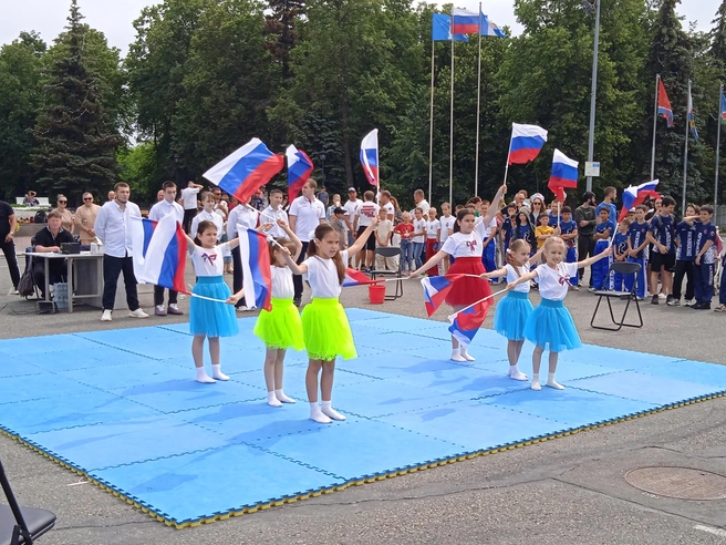 На Соборной площади — турнир по кикбоксингу | Источник: Дмитрий Сильнов / 173.RU