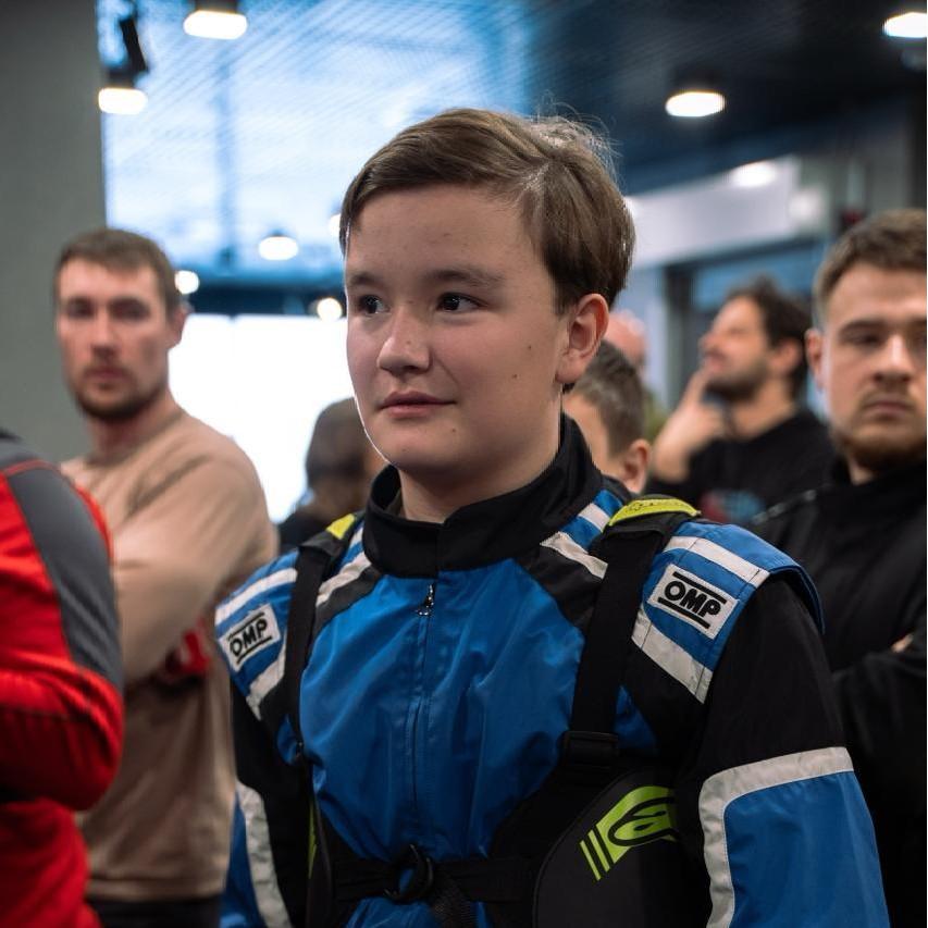 <p>Победитель чемпионата WINTER CUP SENNA’25 в категории «Профи» Виктор Трепашко</p>