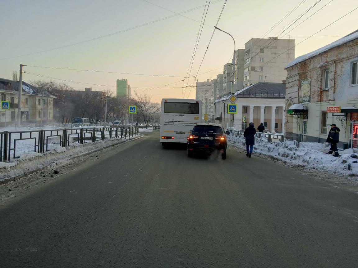 В Уфе из-за ДТП в Черниковке задерживаются трамваи и троллейбусы