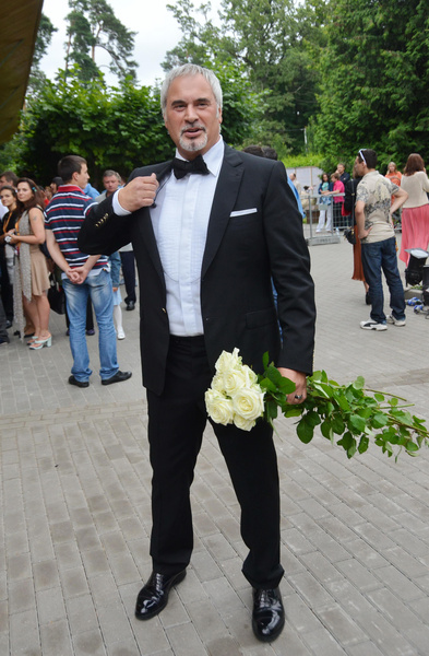 Валерий Меладзе погулял на свадьбе старшей дочери: торжество прошло в Грузии
