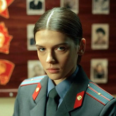Младший лейтенант из сериала «Слово пацана» вышла на подиум: Анастасия Красовская приняла участие в показе ЦУМа