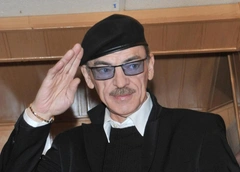 Михаил Боярский не сообщал в Театр Ленсовета о завершении карьеры