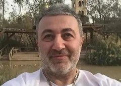 Сестра Хачатуряна, которого признали виновным в насилии над дочками, грозится: «Его обвинили, чтобы уйти от наказания»