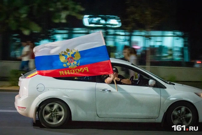 Вот так праздновали победу над Испанией  | Источник: Александр Подопригора / 161.RU