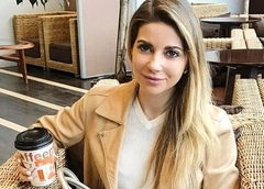 Галина Юдашкина поделилась редким снимком маленького сына