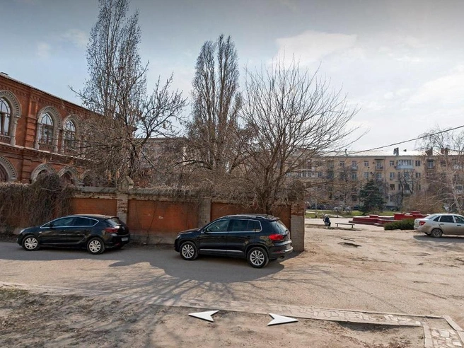 Вид на участок сквера Симбирцева до начала масштабных работ по благоустройству. | Источник: Яндекс Карты