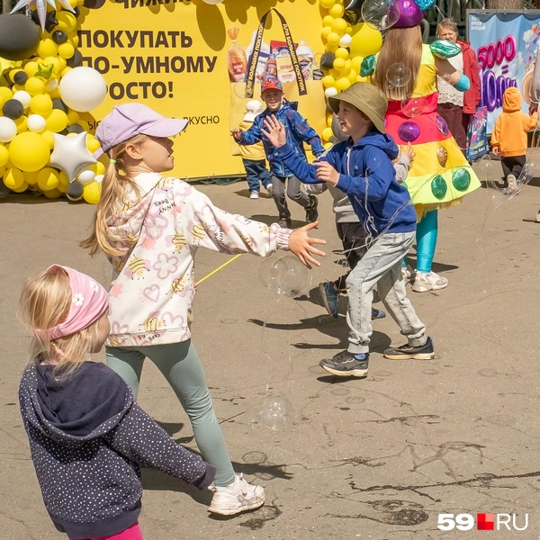 Так и хочется «полопать» мыльные пузыри, не правда ли? | Источник: Василина Любимова / 59.RU