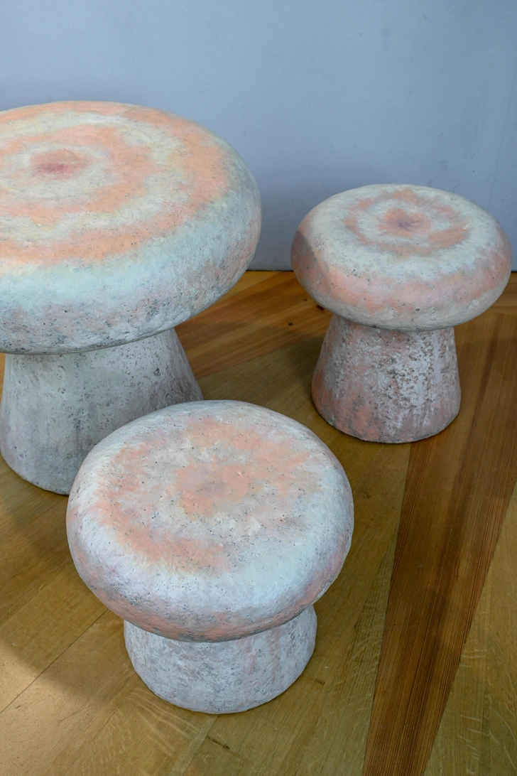 Юля Корица. Табуреты «Волнушки»  | Источник: Елена Сячина