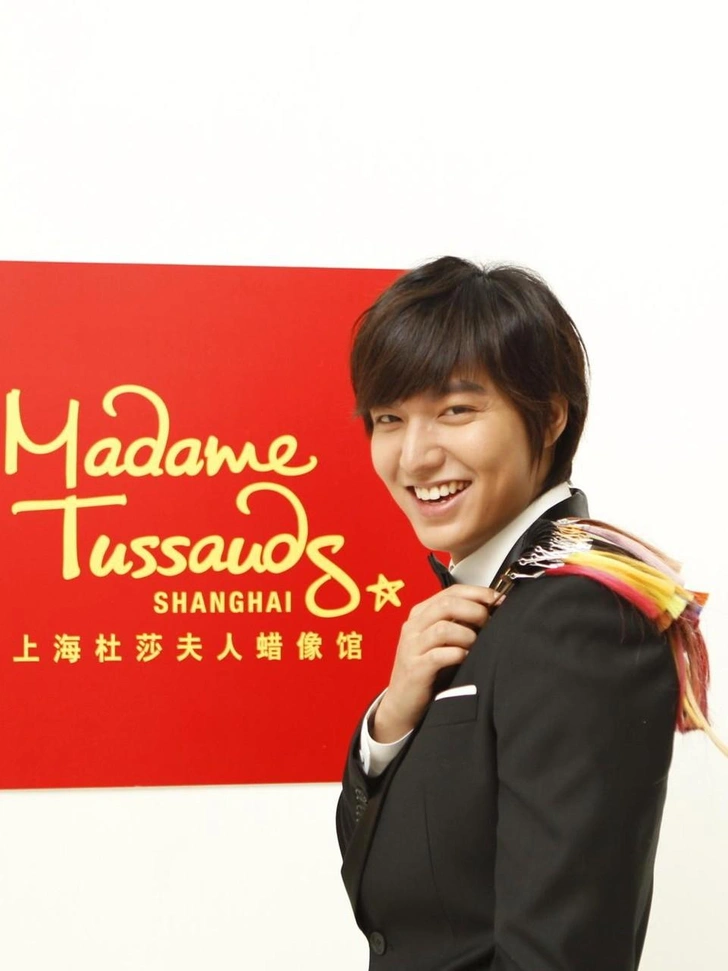 Орыс порносы: мас әйел, бөтен киска Жалаған анус HD