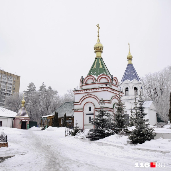 Монастырь включает себя несколько храмов | Источник: Лина Саитова / 116.RU 