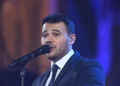 Григорий Лепс, Дима Билан и Стас Михайлов вместе поют перед Стивеном Сигалом на дне рождения Эмина Агаларова