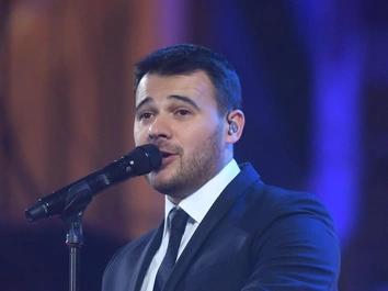 Григорий Лепс, Дима Билан и Стас Михайлов вместе поют перед Стивеном Сигалом на дне рождения Эмина Агаларова