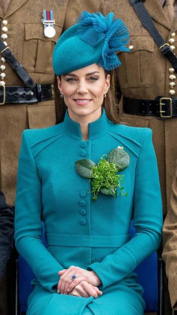 Кейт Миддлтон носит обручальное кольцо Дианы