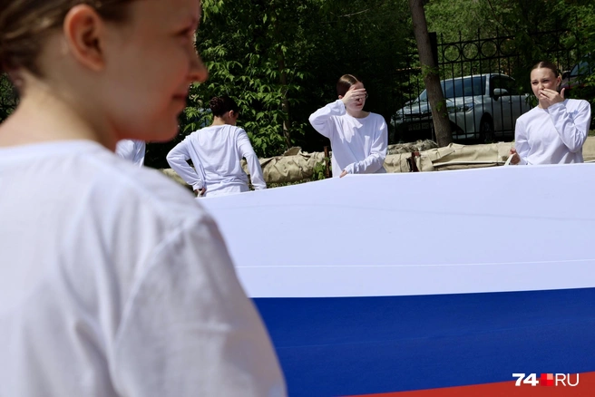 Фишкой стал огромный флаг | Источник: Михаил Шилкин
