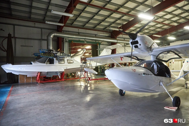 —&nbsp;У нас мелкосерийное производство. В год делаем где-то 10–15 самолетов. Зависит от того, сколько продадут наши западные и российские дилеры. Самостоятельно продажами не занимаемся | Источник: Роман Данилкин / 63.RU
