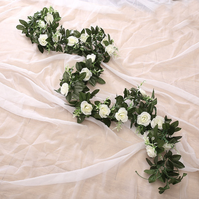 Искусственные подвесные цветы для свадебного декора