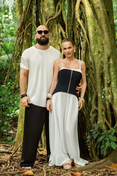 Артур Мартиросян и Анна Хилькевич | www.starhit.ru