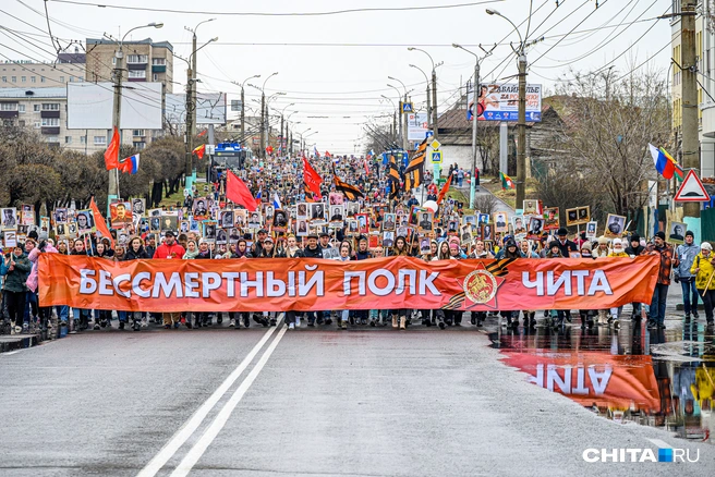 Расписаться на стене можно будет во время формирования колонны «Бессмертного полка» (0+). | Источник: Олег Фёдоров / CHITA.RU