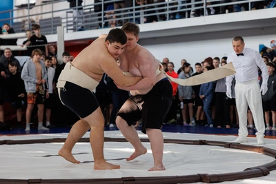 Volgograd Hosts First Sumo Tournament on Student Day