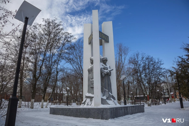 Ремонт памятника обошелся почти в 9 миллионов рублей | Источник: Константин Завриков / V1.RU