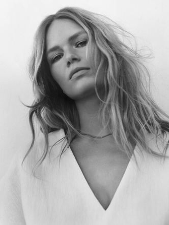 Невыносимая легкость бытия: коллекция Massimo Dutti для летних путешествий