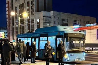 Bus in Arkhangelsk evacuated after smoke reports