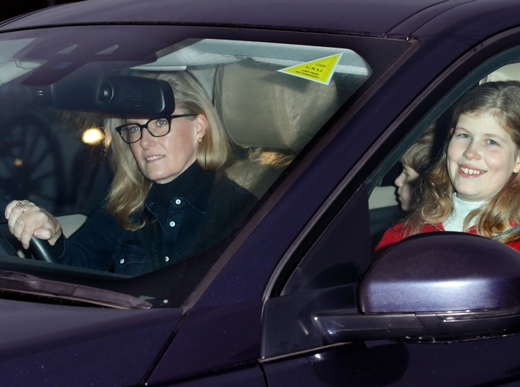 Софи, графиня Уэссекская, с дочерью леди Луизой Виндзор