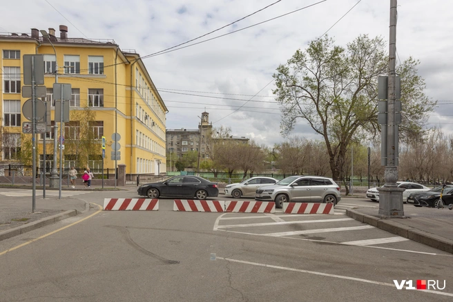 Ночным гонкам по Чуйкова решено поставить непреодолимый заслон | Источник: Константин Завриков / V1.RU
