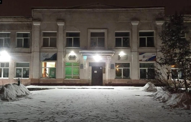Стены комплекса выстроены из кирпича | Источник: google.com/maps