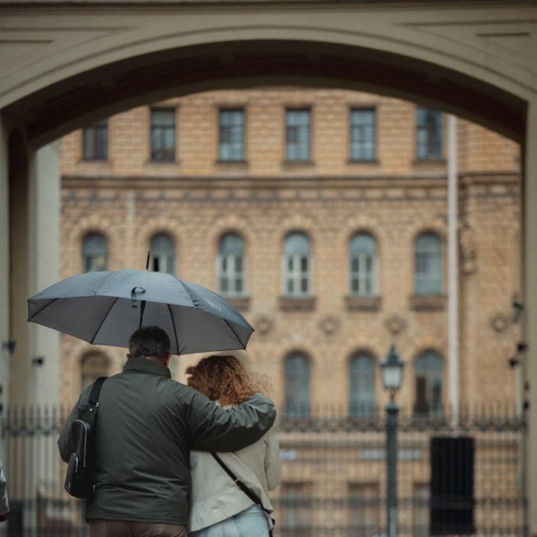 Дождей уже выпало больше нормы, сегодня будет продолжение. Напоминаем, куда жаловаться на разливы воды  | Источник: читатель «Фонтанки» Артур Климов