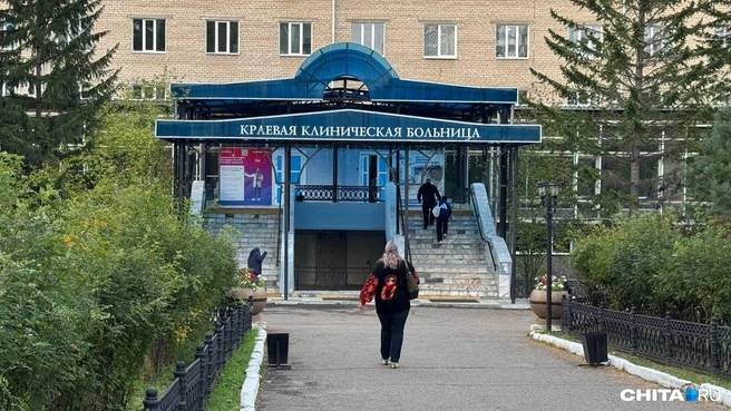 В больнице девять этажей. | Источник: Яна Бородина / CHITA.RU