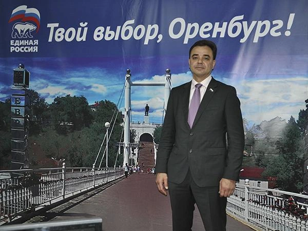 Кузьмину 52 года | Источник: Скриншот с сайта «Единой России»