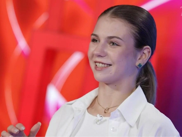Александра Трусова | www.starhit.ru