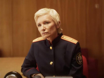 Арбенина — следователь, Светлаков снял свою версию «Холопа», Дауни мл. играет сразу несколько ролей: сериалы апреля