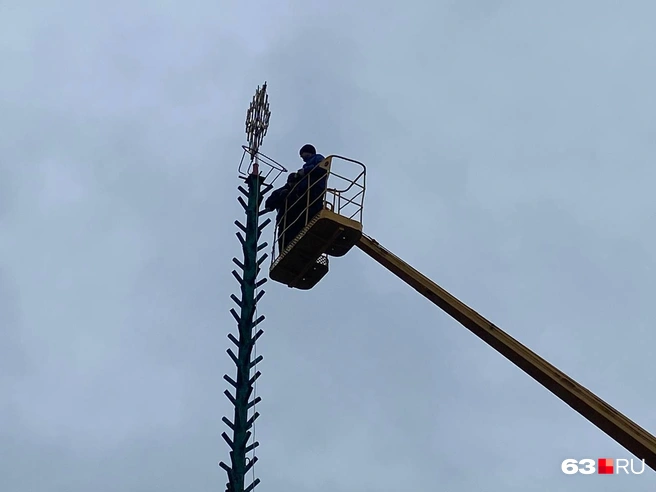 Начало работ на площади перед ТЦ&nbsp;«Русь» | Источник: Ксения Бирюкова / 63.RU 