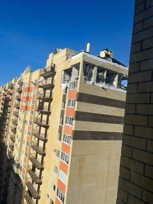 Взорвалась квартира в Ставрополе, на фото — зияющие дыры | Источник: 26.RU