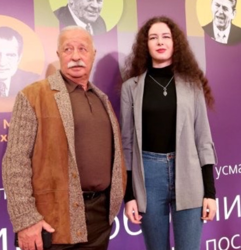 Дочь Леонида Якубовича стала певицей