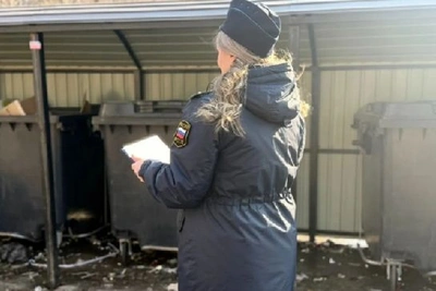В Благовещенске приставы обязали УК обустроить мусорную площадку