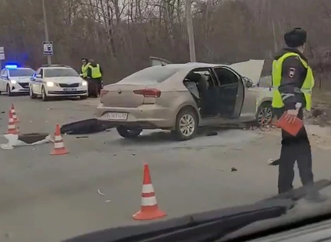 Опубликовано видео с места ДТП на Ряжском шоссе, в котором погибла беременная женщина | ya62.ru