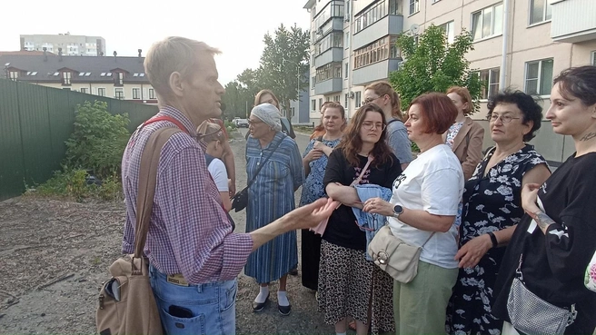 Всем тоже захотелось найти старинную монету | Источник: Анна Сарапульцева /45.RU