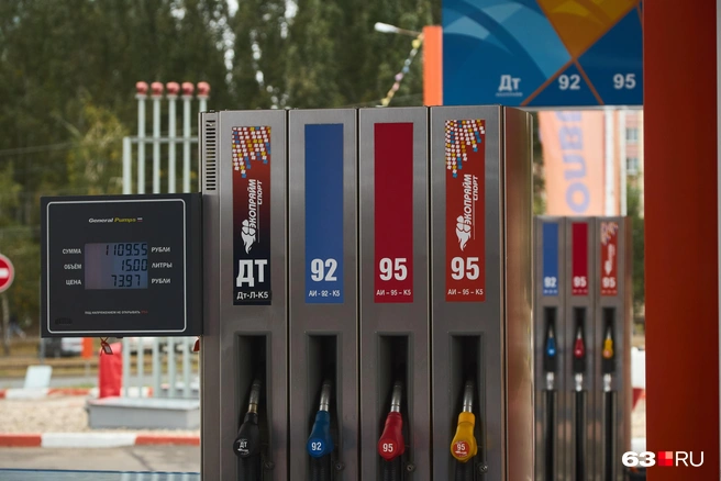 Кран на месте | Источник: Роман Данилкин / 63.RU
