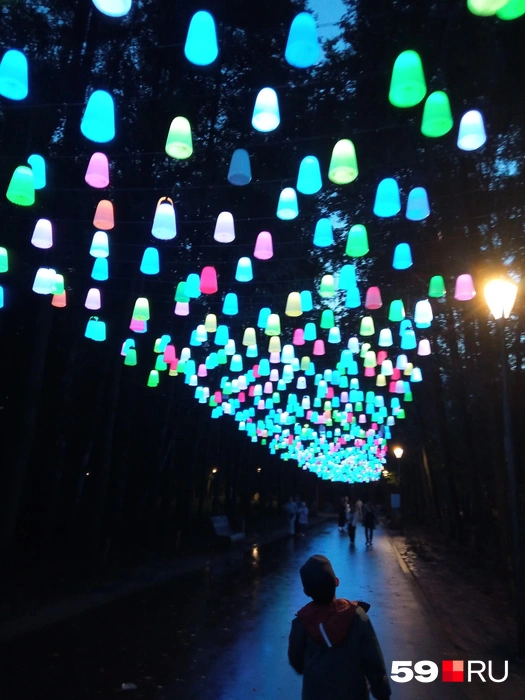 Улица фонариков | Источник: Вероника Свизева / 59.RU