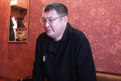 Политика Афанасия Максимова доставили в якутский суд