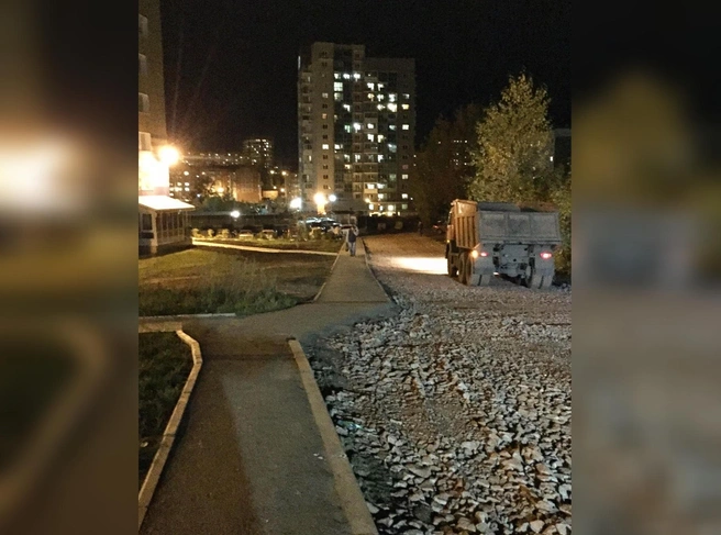 Дорога построена полностью на деньги жильцов | Источник: g_nom_only/instagram.com