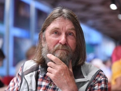 Построил деревню для звезд, развелся, стал отцом в 54. Федор Конюхов между кругосветными путешествиями