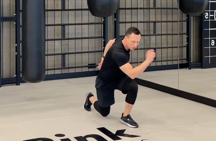 Видео: отличное упражнение для укрепления колена