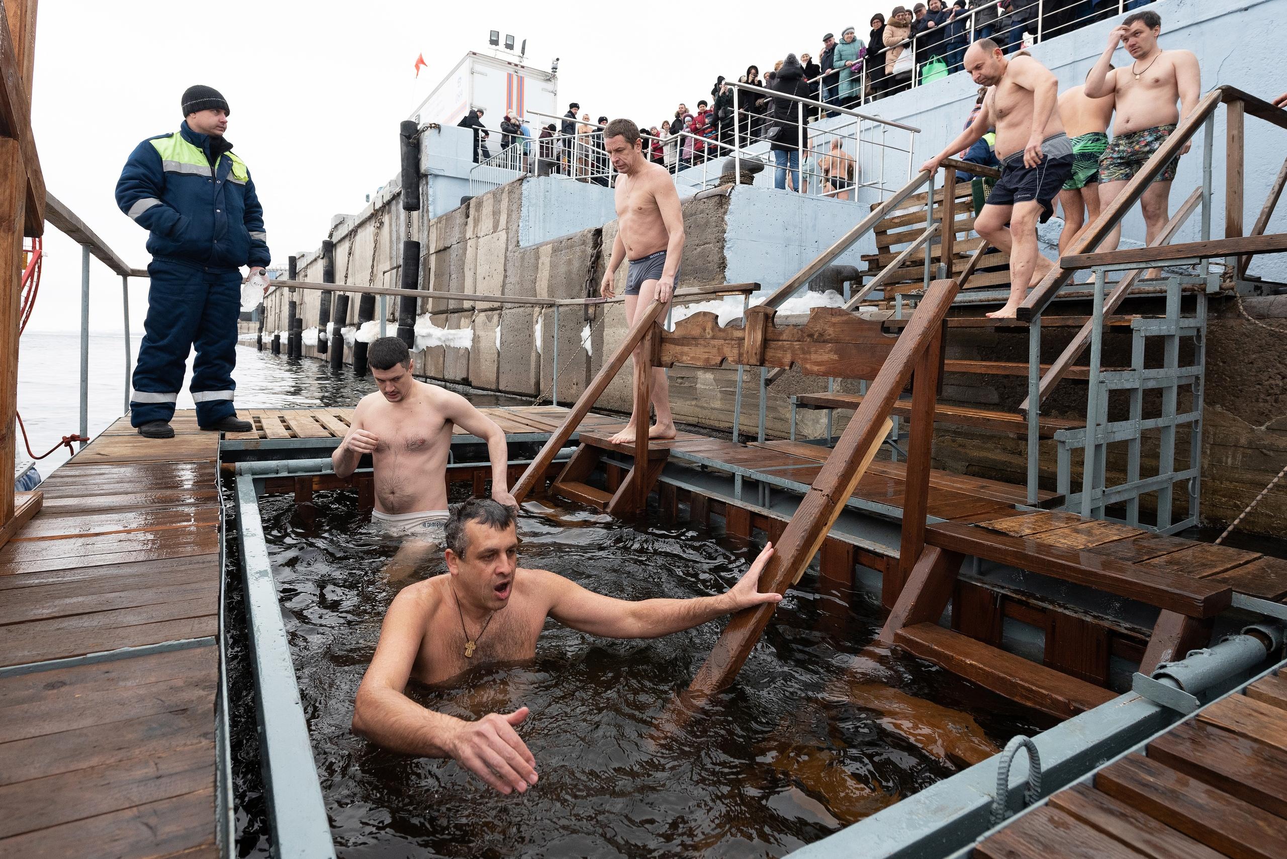 В Волгограде приготовили к Крещению восемь купелей: список - 13 января 2020  - V1.ру