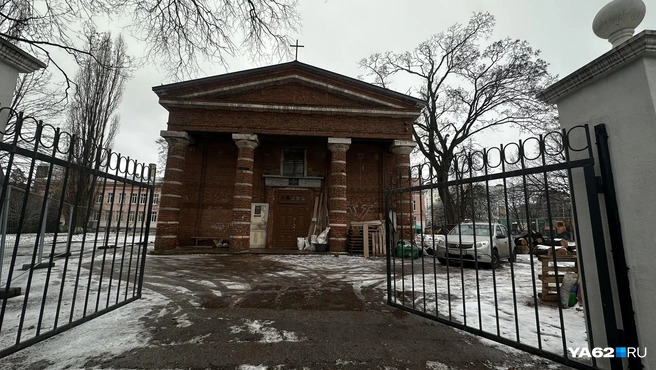 Внешне католический храм в Рязани выглядит не очень заметным | Источник: Виктория Улитова / YA62.RU